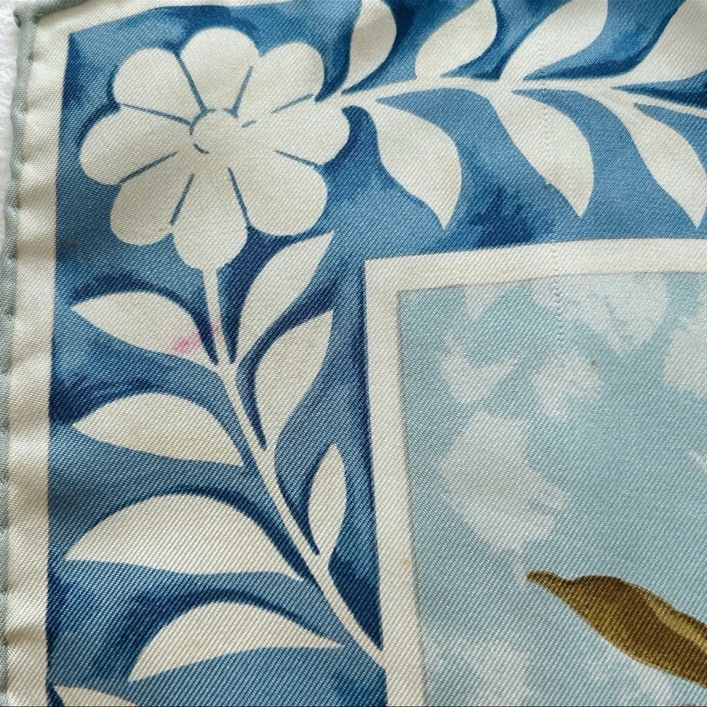 Gucci authentic scarf